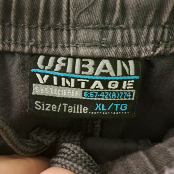 Urban Vintage Shorts - Picture 7 of 9